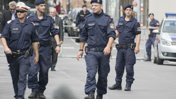 Eight Suspected Terrorists Arrested From Austria