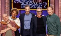 Christian Clerici and Arabella Kiesbauer appearing as guests on the ARD quiz show Wer weiß denn sowas.