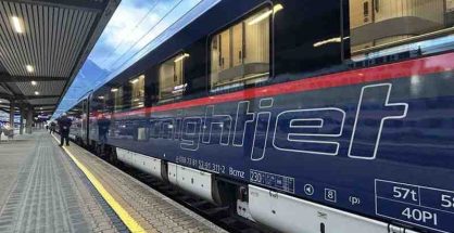 The new generation ÖBB Nightjet sleeper train powered by Siemens Mobility at Vienna Central Station.