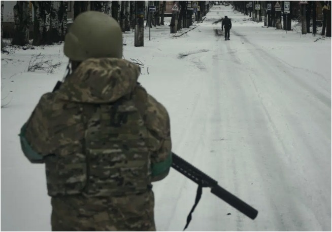 russian-forces-struggle-ukraine-invasion